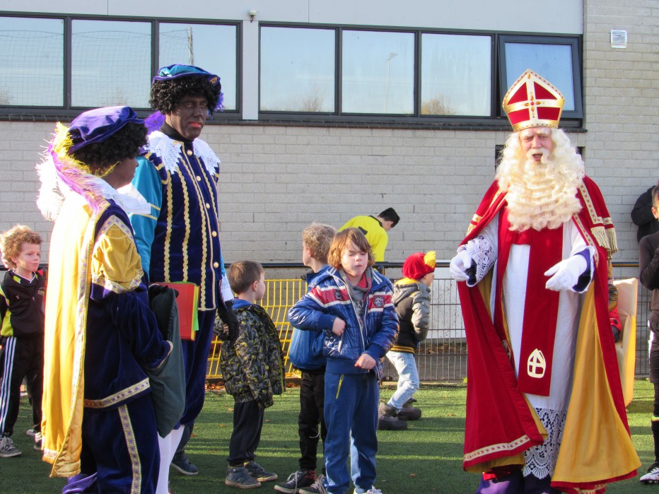 Sinterklaas op bezoek bij VVR en SDDL